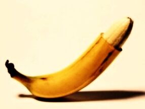 bananas simbolizuoja padidėjusį penį